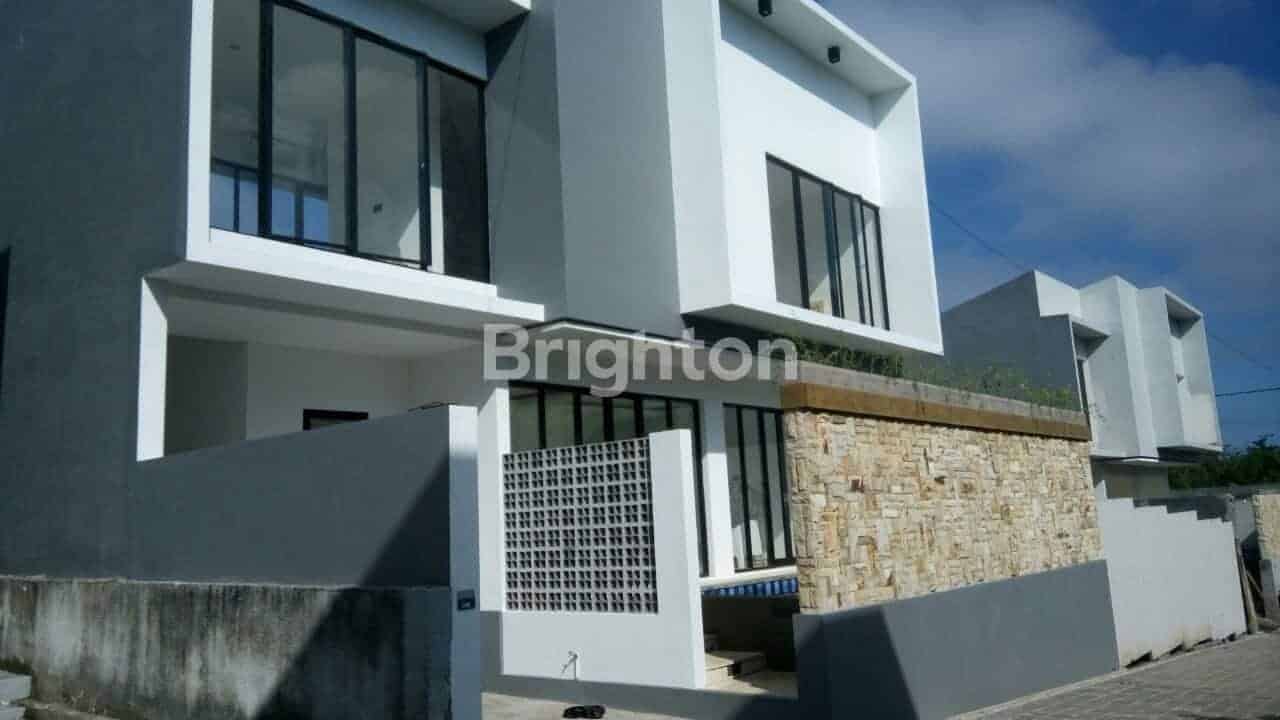 Villa Minimalis 2 Lantai Di Raya Uluwatu Pecatu, Ungasan
