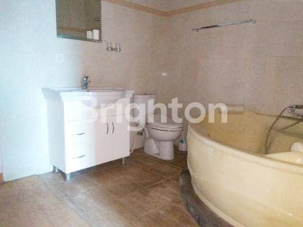 Rumah 2 Lantai Di JImbaran