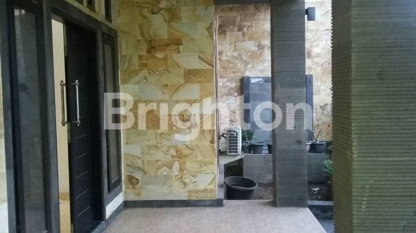 Rumah 2 Lantai Di JImbaran