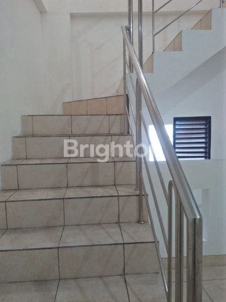 Ruko 3 lantai di area premium di Denpasar Barat