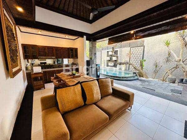 Villa Diraya Citra Garden Residence Di Jalan Taman Sari Kerobokan
