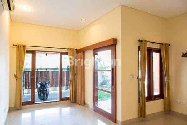 Rumah Luas 2,5 Are 3BR Di Kesiman Denpasar Timur