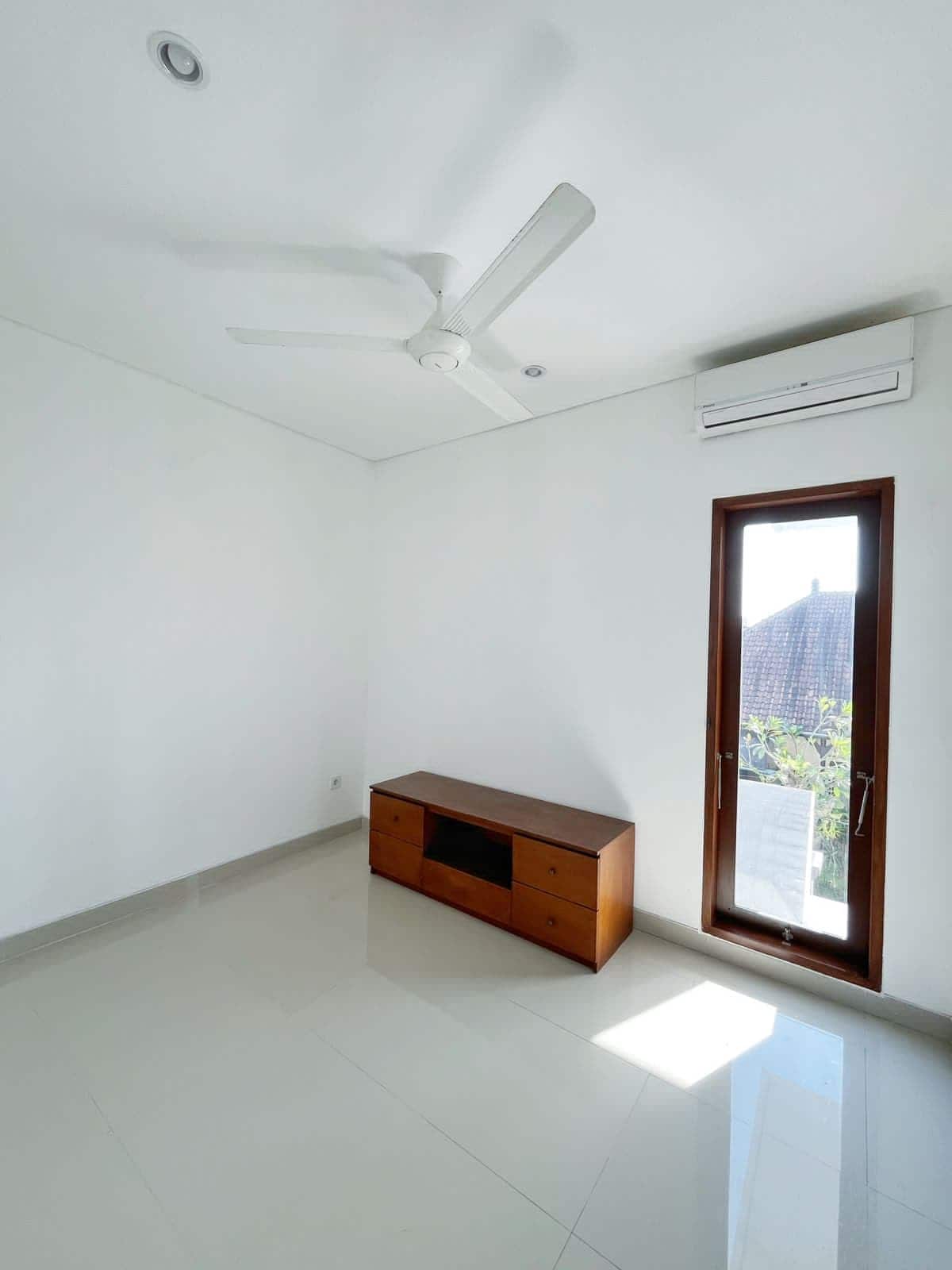 Villa Sanur 4 Bedrooms Enclosed Living