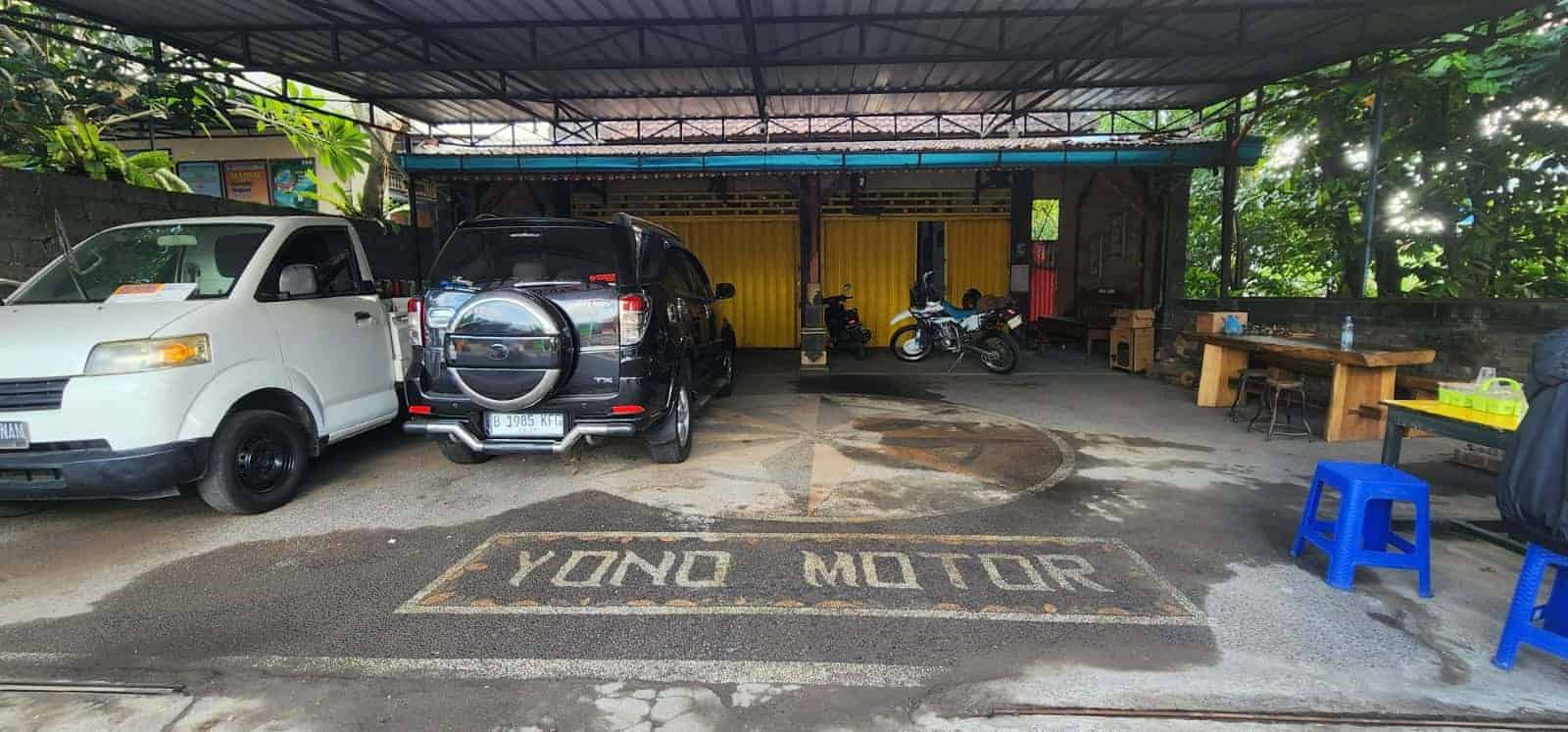 Ruko Gandeng Besar Dan Luas, 1 Lantai, Di Jalan Raya Dalung