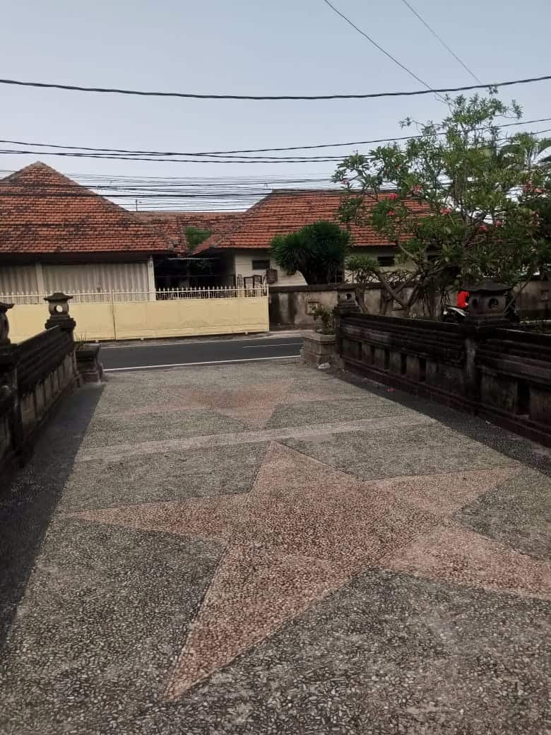 Rumah 2 Lantai Dekat Pantai Sanur, Denpasar Selatan