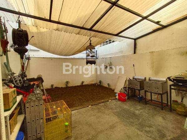 Rumah Minimalis 2 Lantai Di Taman Sari, Kerobokan Badung