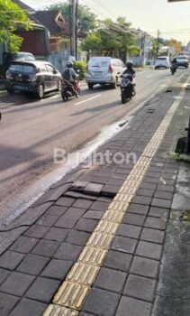 Toko 1 Lantai Di Jalan Tukad Yeh Aya, Denpasar Selatan