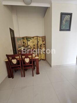 Rumah Minimalis 2,5 Lantai Di Jalan Nuansa Utama Jimbaran Badung Rumah Minimalis 2,5 Lantai Di Jalan Nuansa Utama Jimbaran Badung